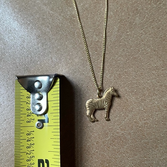 🦓 Zebra charm pendant necklace - Picture 5 of 7